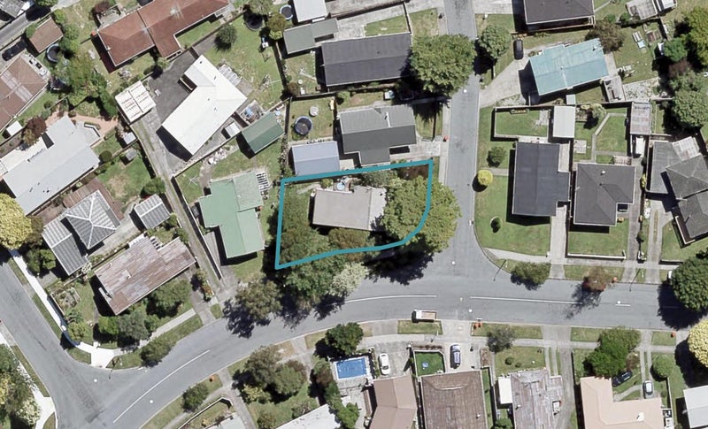 15 Montana Road, Totara Park, Upper Hutt - Carousel 1
