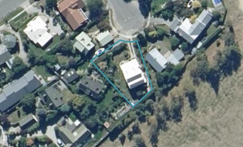 5 Sequoia Place, Kelvin Heights, Queenstown - Carousel 1
