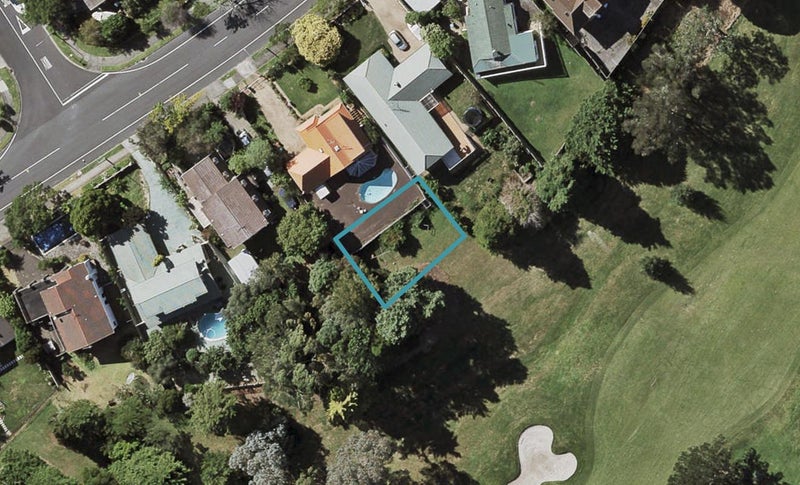 17D Norman Lesser Drive, St Johns, Auckland - Carousel 1
