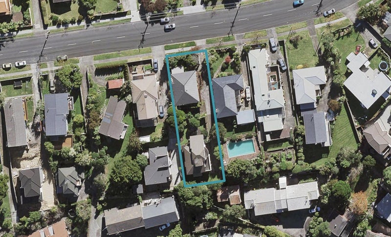 1/51 Coronation Road, Hillcrest, Auckland - Carousel 1