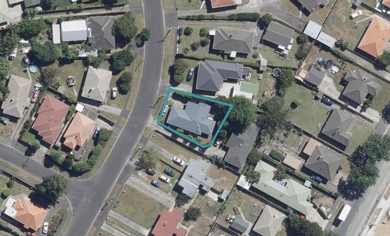 25 Pinfold Avenue, Hamilton East, Hamilton - Carousel 1