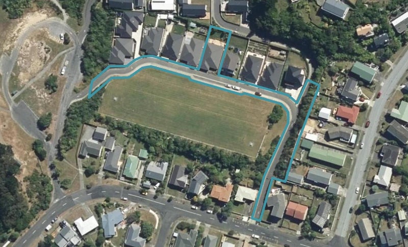 10 Lime Grove, Maungaraki, Lower Hutt - Carousel 1