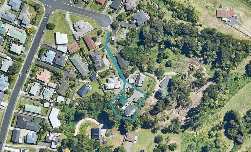 31 Keilor Road, Otumoetai, Tauranga - Carousel 1
