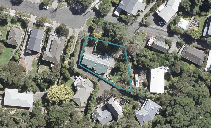 235 Whites Line, WAIWHETU, LOWER HUTT - Carousel 1