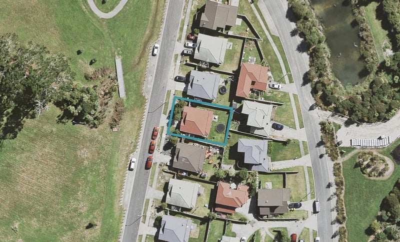 11 Tuck Nathan Drive, Glen Eden, Auckland - Carousel 1