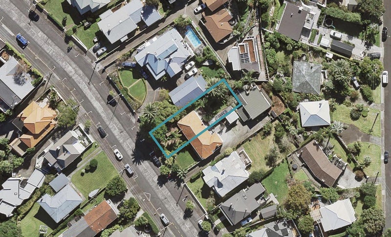 93 Queen Street, Northcote Point, Auckland - Carousel 1