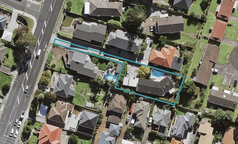 82A Hillsborough Road, Hillsborough, Auckland - Carousel 1
