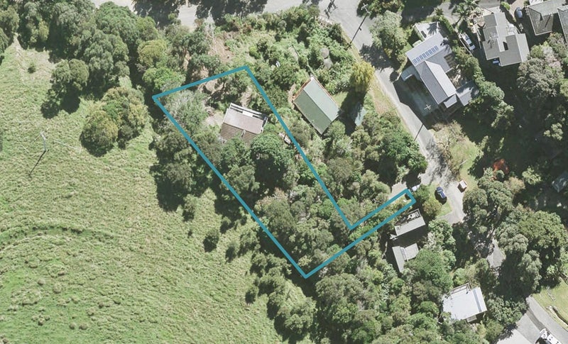 86 Kawakawa Bay Coast Road, Papakura - Carousel 1