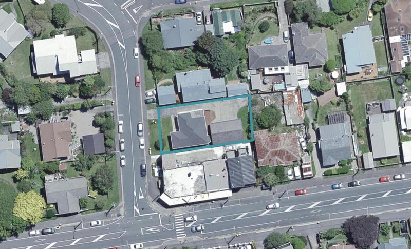 2 Tringham Street, Karori, Wellington - Carousel 1