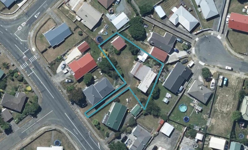 454 Warspite Avenue, Ascot Park, Porirua - Carousel 1