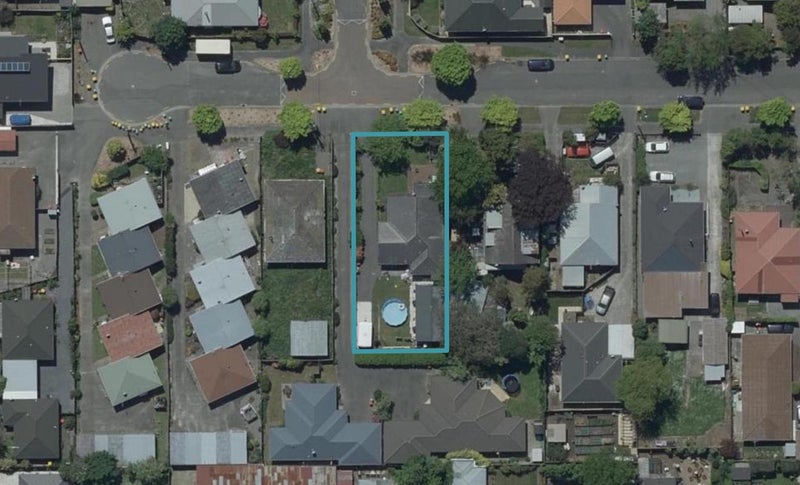 12 Hendon Street, Edgeware, Christchurch - Carousel 1
