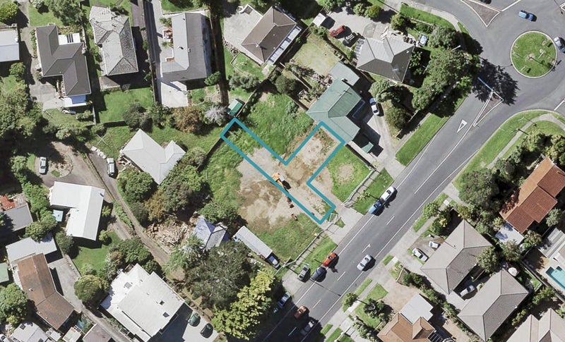 5A Whitford Road, Howick, Auckland - Carousel 1