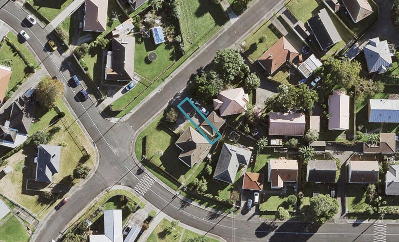9 Balfron Avenue, Mount Roskill, Auckland - Carousel 1