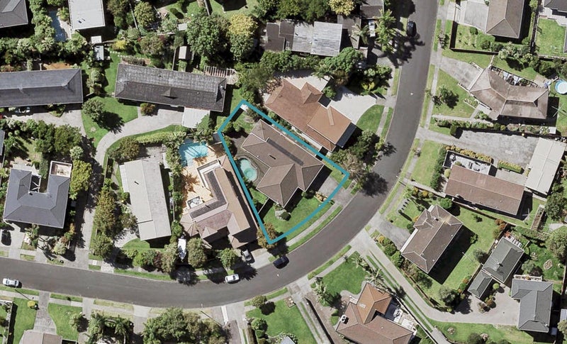 7 Fielding Crescent, Farm Cove, Auckland - Carousel 1