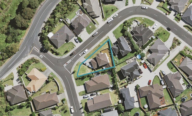 2 Bradnor Meadows Drive, Swanson, Auckland - Carousel 1