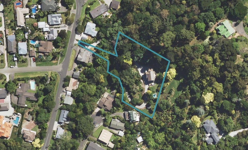 9 Russell Street, Whataupoko, Gisborne - Carousel 1