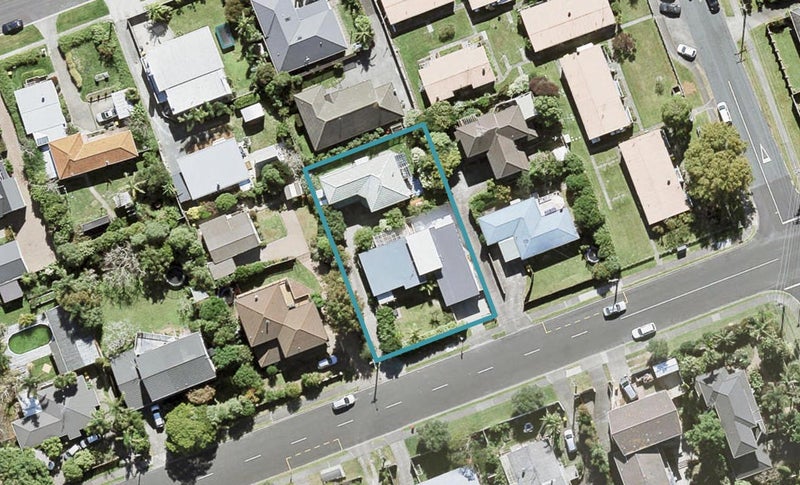 1/15 County Road, Torbay, Auckland - Carousel 1