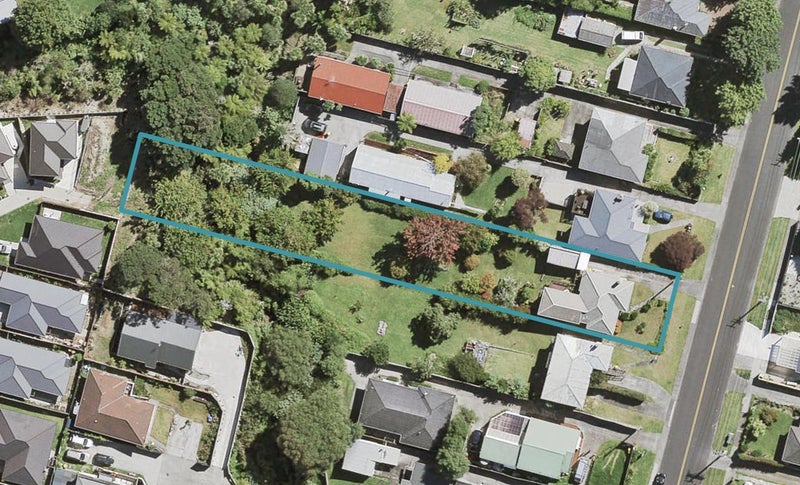 15 Kamara Road, Glen Eden, Auckland - Carousel 1