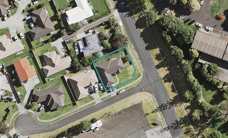 1 Ramwall Place, Weymouth, Auckland - Carousel 1