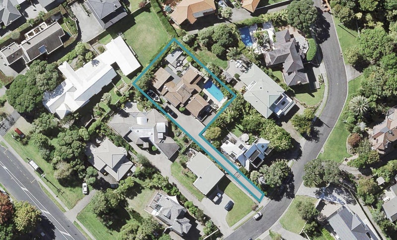 6 View Road, Campbells Bay, Auckland - Carousel 1