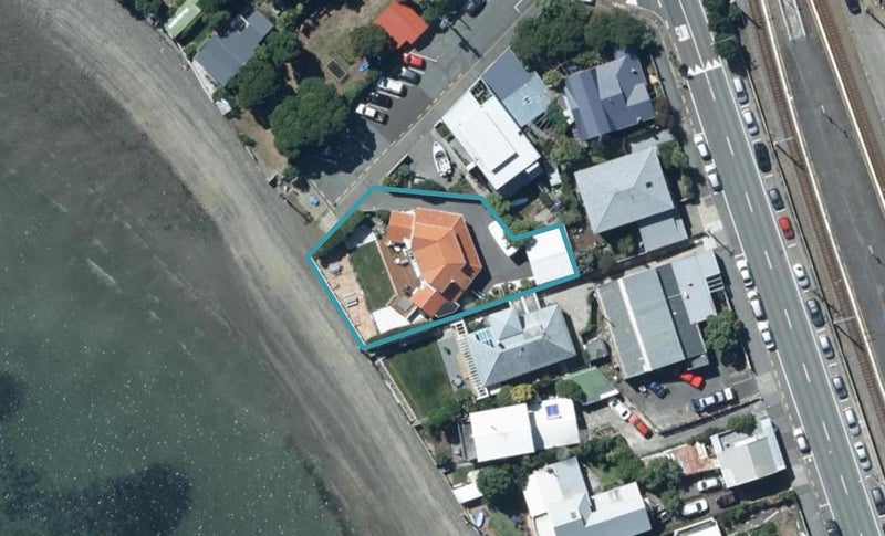 5 Bath Street, Plimmerton, Porirua - Carousel 1