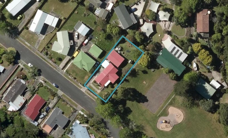 11 Panorama Drive, Parahaki, Whangarei - Carousel 1