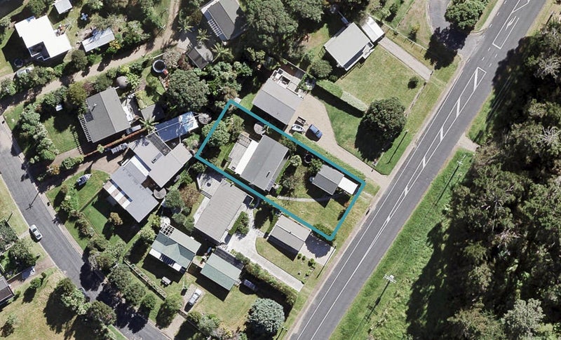 55 Donald Bruce Road, Surfdale, Waiheke Island - Carousel 1