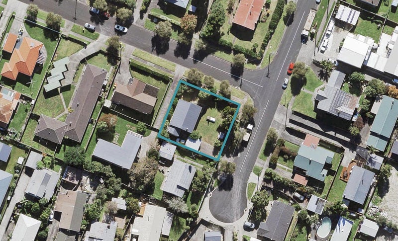 2A Rewa Street, New Lynn, Auckland - Carousel 1