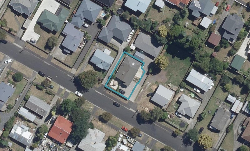 22 Hinau Street, Maeroa, Hamilton - Carousel 1