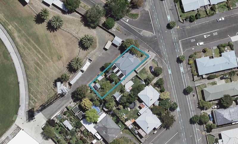 16 Morris Street, Napier South, Napier - Carousel 1