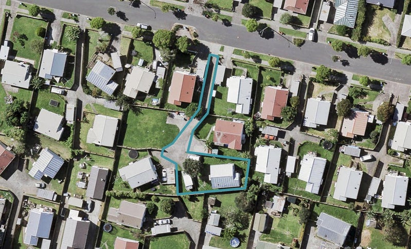 57D Maybury Street, Point England, Auckland - Carousel 1