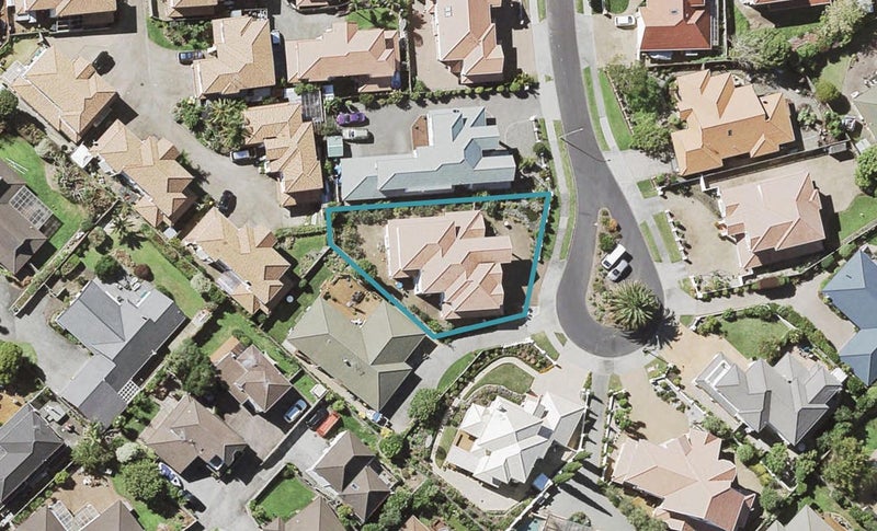 5 Renway Rise, Somerville, Manukau - Carousel 1