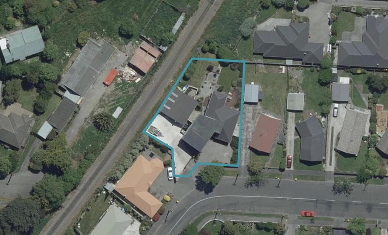 27 Farquhars Road, Redwood, Christchurch - Carousel 1