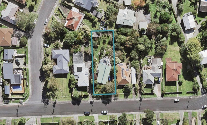 20 Fordham Street, Beach Haven, Auckland - Carousel 1