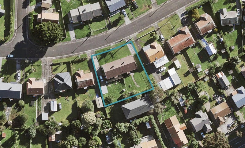 23 Hargest Terrace, Mount Albert, Auckland - Carousel 1
