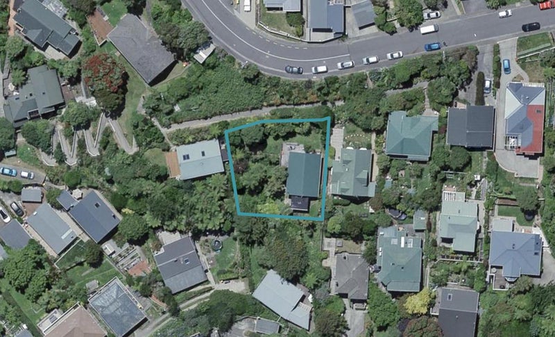 37 Kaihuia Street, Northland, Wellington - Carousel 1