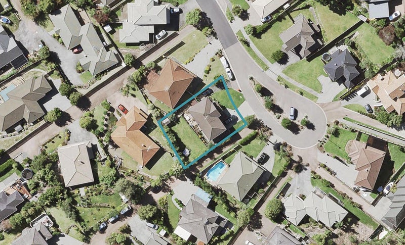 19 Landvale Court, Browns Bay, Auckland - Carousel 1
