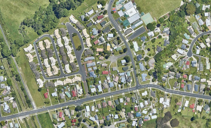 8 Virgo Place, Kawaha Point, Rotorua - Carousel 1
