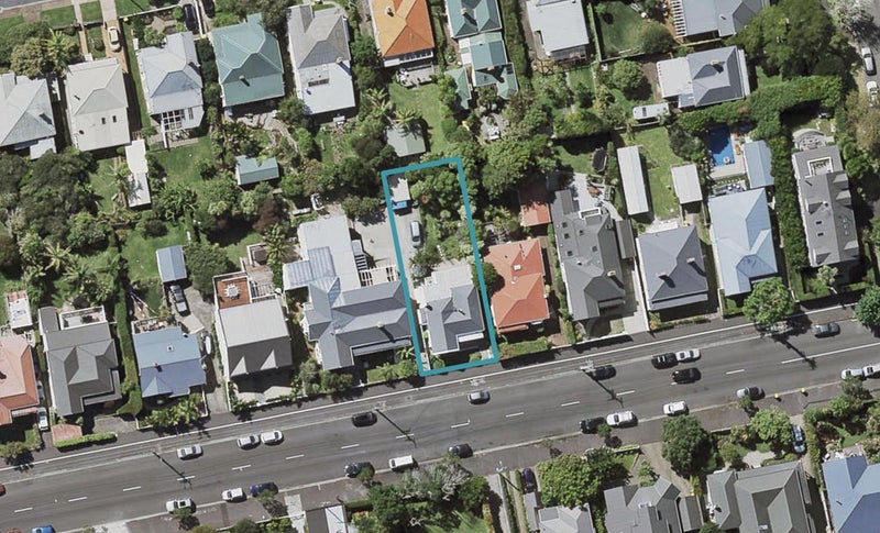 2/20 Huia Street, Devonport, North Shore City - Carousel 1