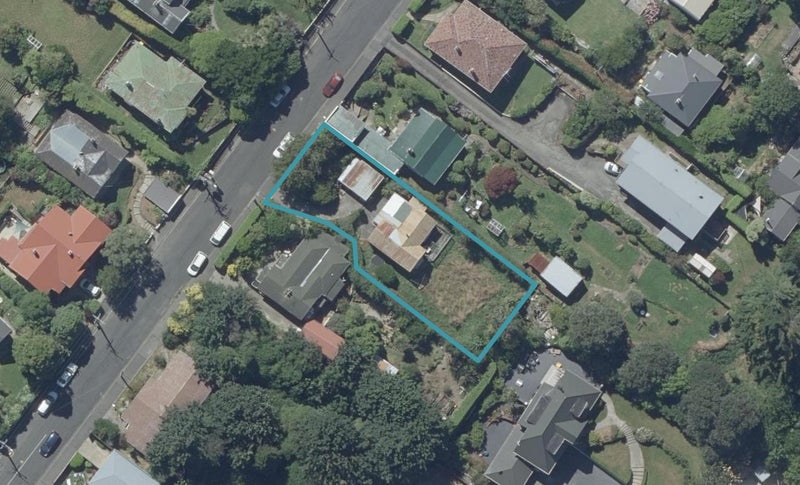 8 Farley Street, Kaikorai, Dunedin - Carousel 1