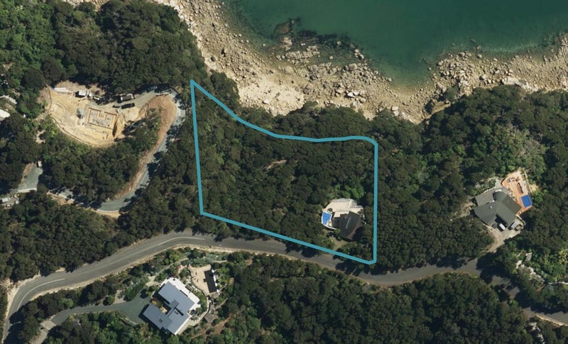 179 Tokongawa Drive, Kaiteriteri - Carousel 1