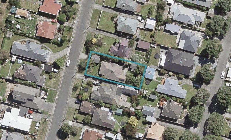 15 St James Avenue, Boulcott, Lower Hutt - Carousel 1