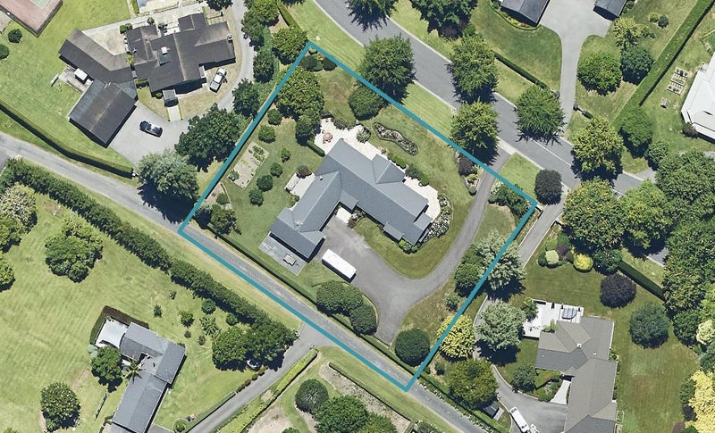 3 River Oaks Drive, Tauriko, Tauranga - Carousel 1