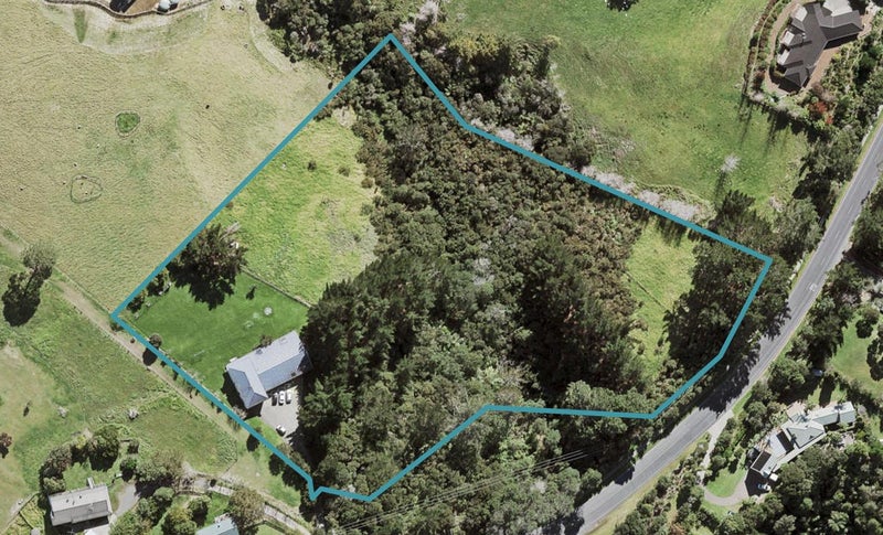 290 Paremoremo Road, Paremoremo, Auckland - Carousel 1