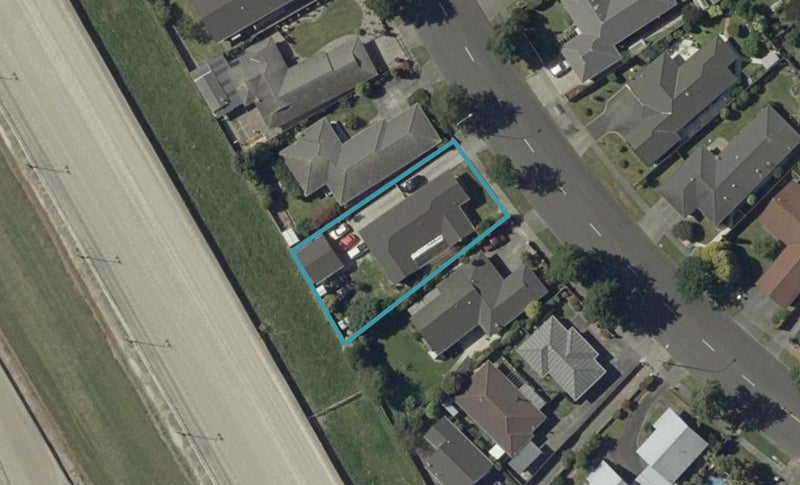 130 Amberley Avenue, Highbury, Palmerston North - Carousel 1