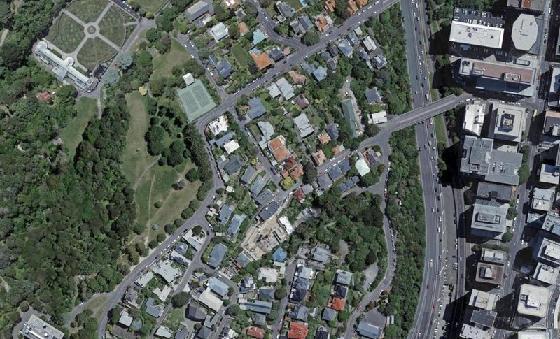 2 Wesley Road, Kelburn, Wellington - Carousel 1