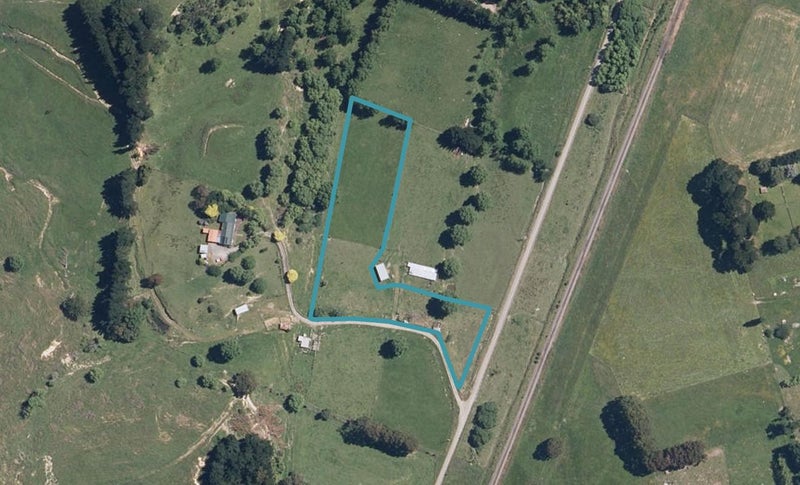 87A West Road, Mangatainoka, Pahiatua - Carousel 1