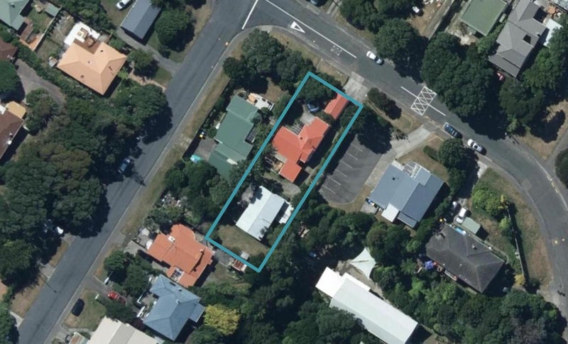 1/9 Wairaka Road, Pukerua Bay, Porirua - Carousel 1