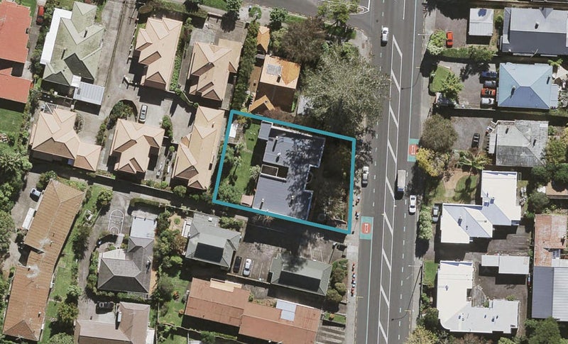 2/223 Manukau Road, Epsom, Auckland - Carousel 1
