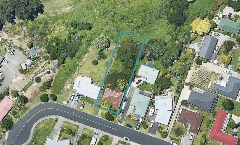 37 Merivale Road, Parkvale, Tauranga - Carousel 1